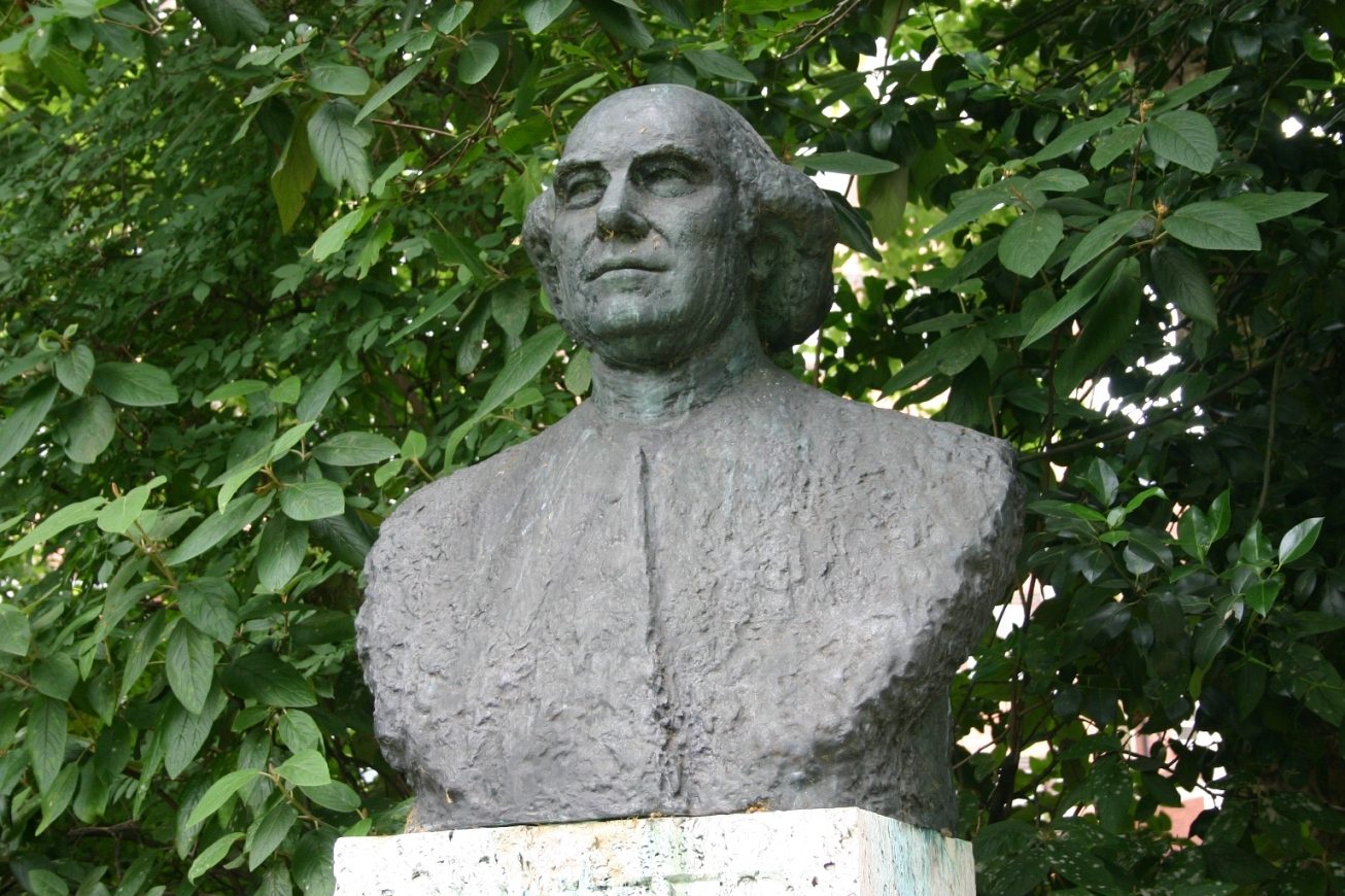 John Hunter's bust, London - 02.JPG